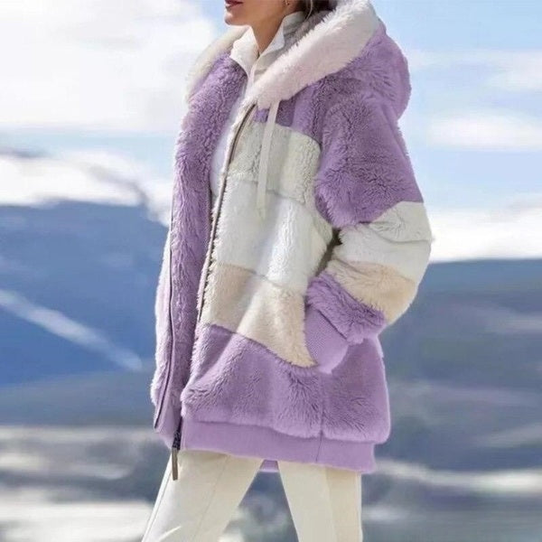 Mysig damjacka med huva, Layla-modell, perfekt för mellanlång höst/vinter.