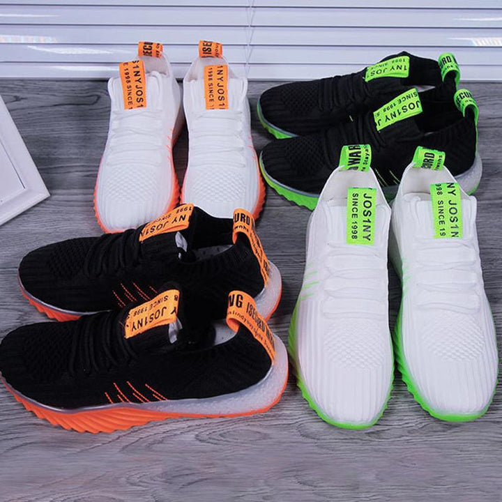 "Mesh dam sneakers i sportig design med vit andningsbar ovandel och halkfri yttersula, perfekt för aktiv livsstil."
