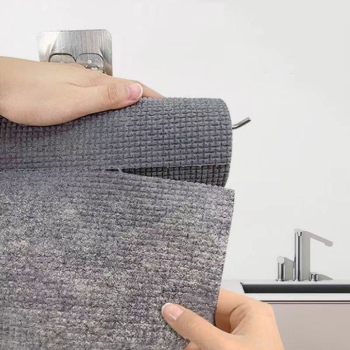"Mikrofiber köksskrubbduk med mjuk, tjock textur för effektiv rengöring; idealisk för alla ytor i hemmet."