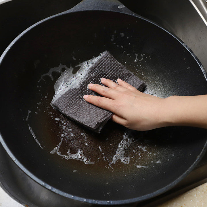 "Mikrofiber köksskrubbduk med mjuk, tjock textur för effektiv rengöring; idealisk för alla ytor i hemmet."