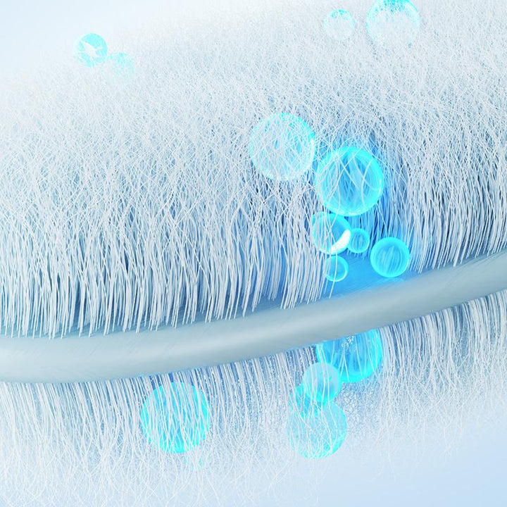 "Mikrofiber polerduk i närbild, effektiv för rengöring av mobil- och datorskärmar, högkvalitativ vit duk."