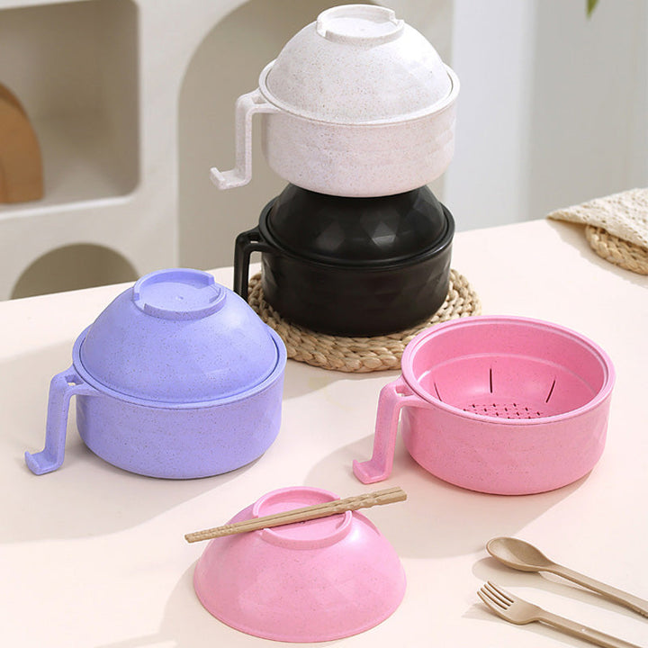 "Mikrovågssäker ramen-skål med lock i multifärg, perfekt för snabba måltider. Visas i lila, svart, beige och rosa."