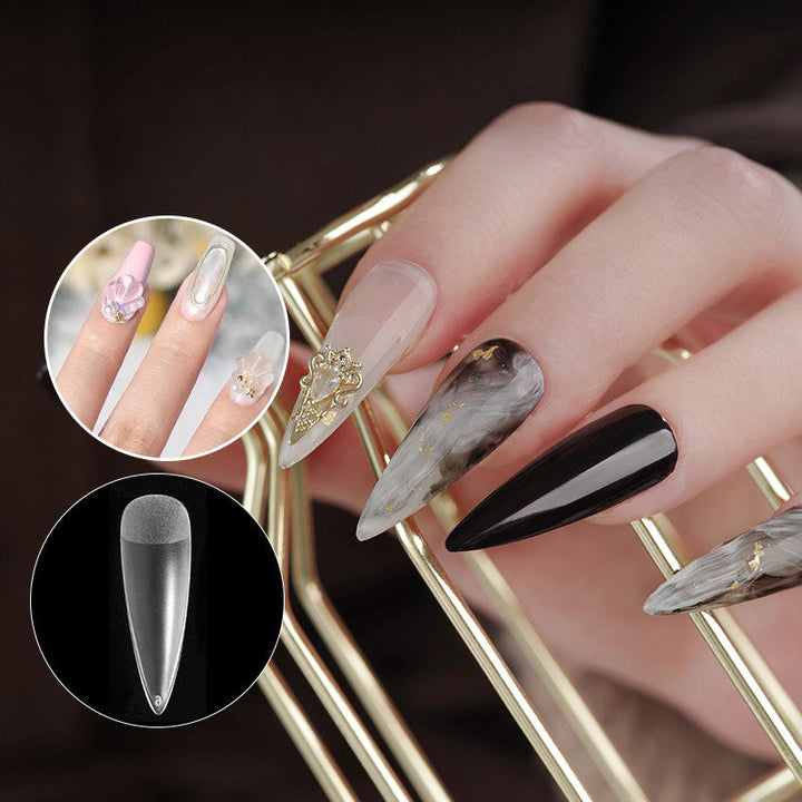 "Miljövänlig nagelförlängningsgel med fast konsistens och super vidhäftning, perfekt för eleganta nagelstilar."