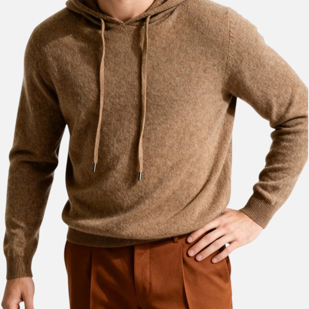 Minimalistisk lyxig hoodtröja för män i mjukt material, perfekt för elegant vardagsstil.