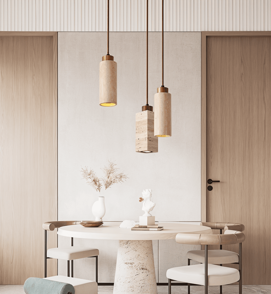 Minimalistisk svart pendellampa för modern inredning. Stilren taklampa med elegant design, ger varmt ljus.