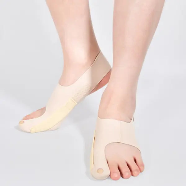 Mjuk, diskret halluxkorrigerande hylsa för daglig fotkomfort. Effektivt tåstöd vid hallux valgus.