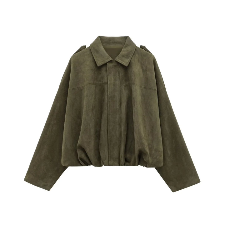 Avslappnad oversized damjacka i mjuk mockaimitation. Trendigt ytterplagg för höst och vinter, perfekt som mockajacka.