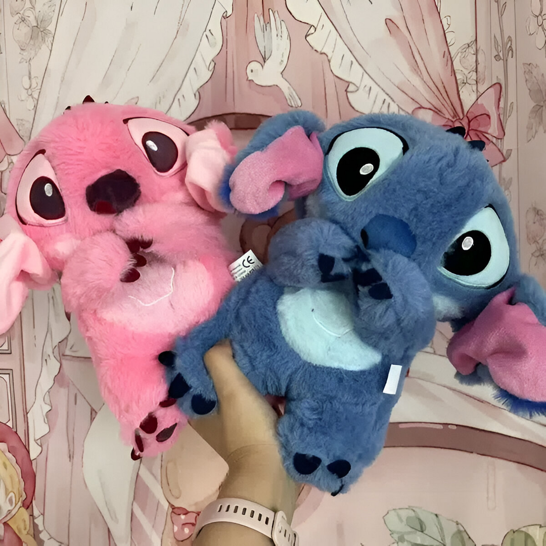 Söt Stitch andningsbar plysch gosedjur, erbjuder avkoppling och sömnstöd för barn.