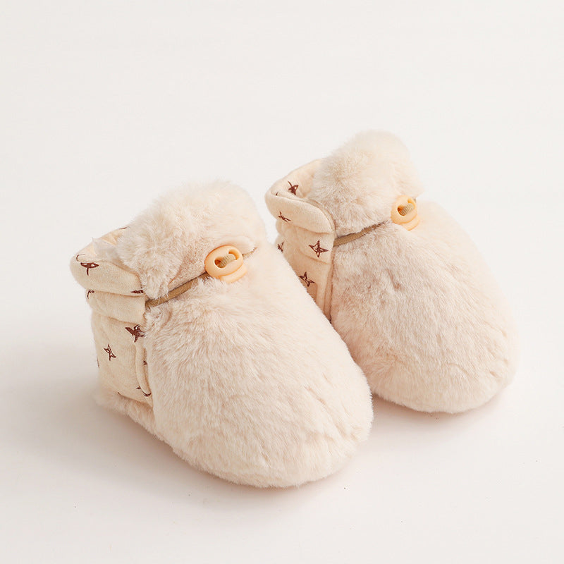"Mjuka unisex bebis mjuksulor i beige, brun och rosa med elastisk design och halkfri sula, perfekt för små äventyrare."