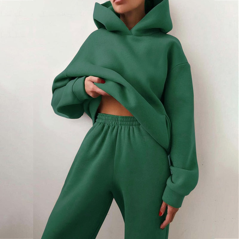 Damkläder: Mikayla hooded set för ultimat komfort och avslappnad stil.