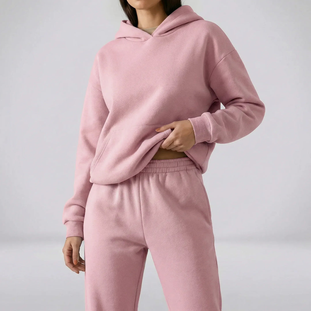 Mjukt & bekvämt Mikayla loungewear-set med huvtröja för dam, idealiskt för fritid.