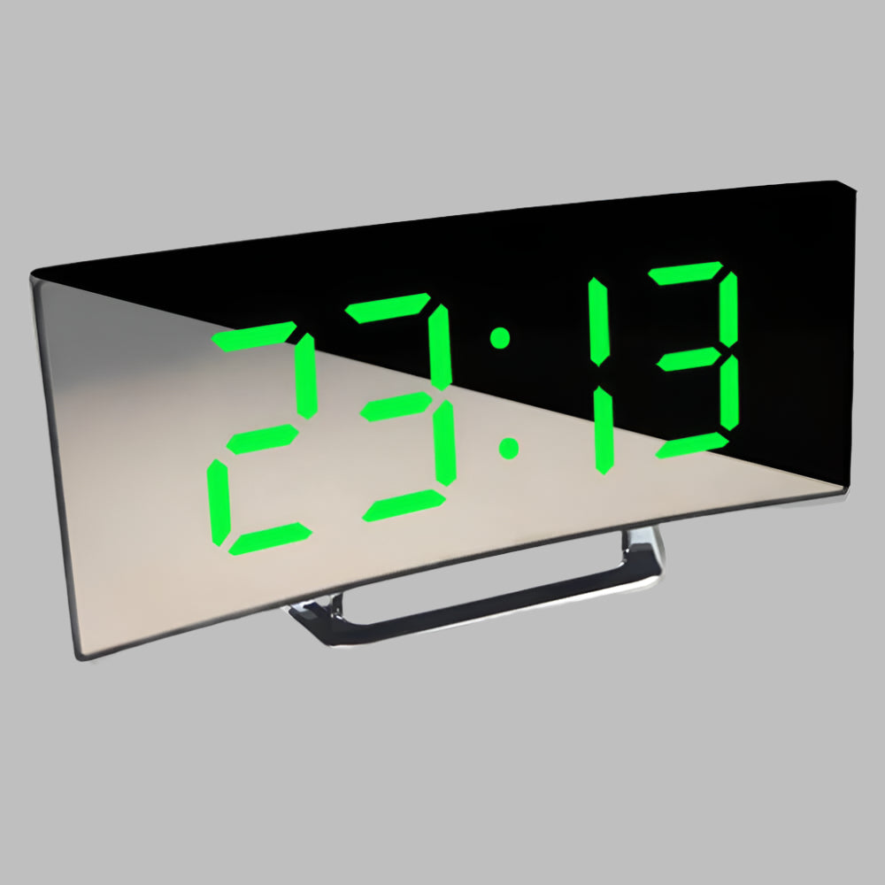 Digital LED-väckarklocka med tydlig böjd display och praktisk snooze-funktion. Enkel tidtagning för ditt hem.