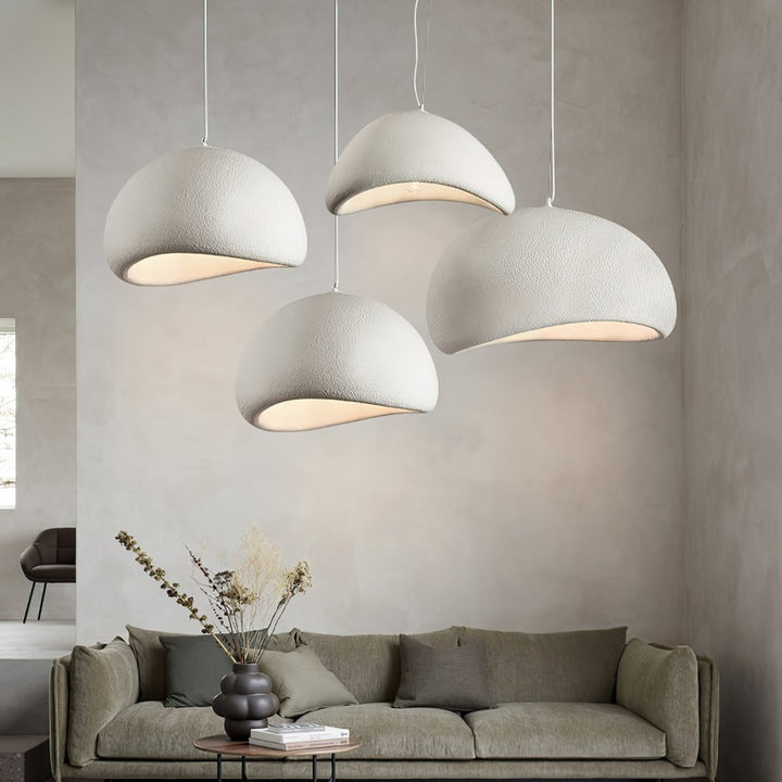 Modern taklampa med dimbar funktion. Design belysning för vardagsrum.