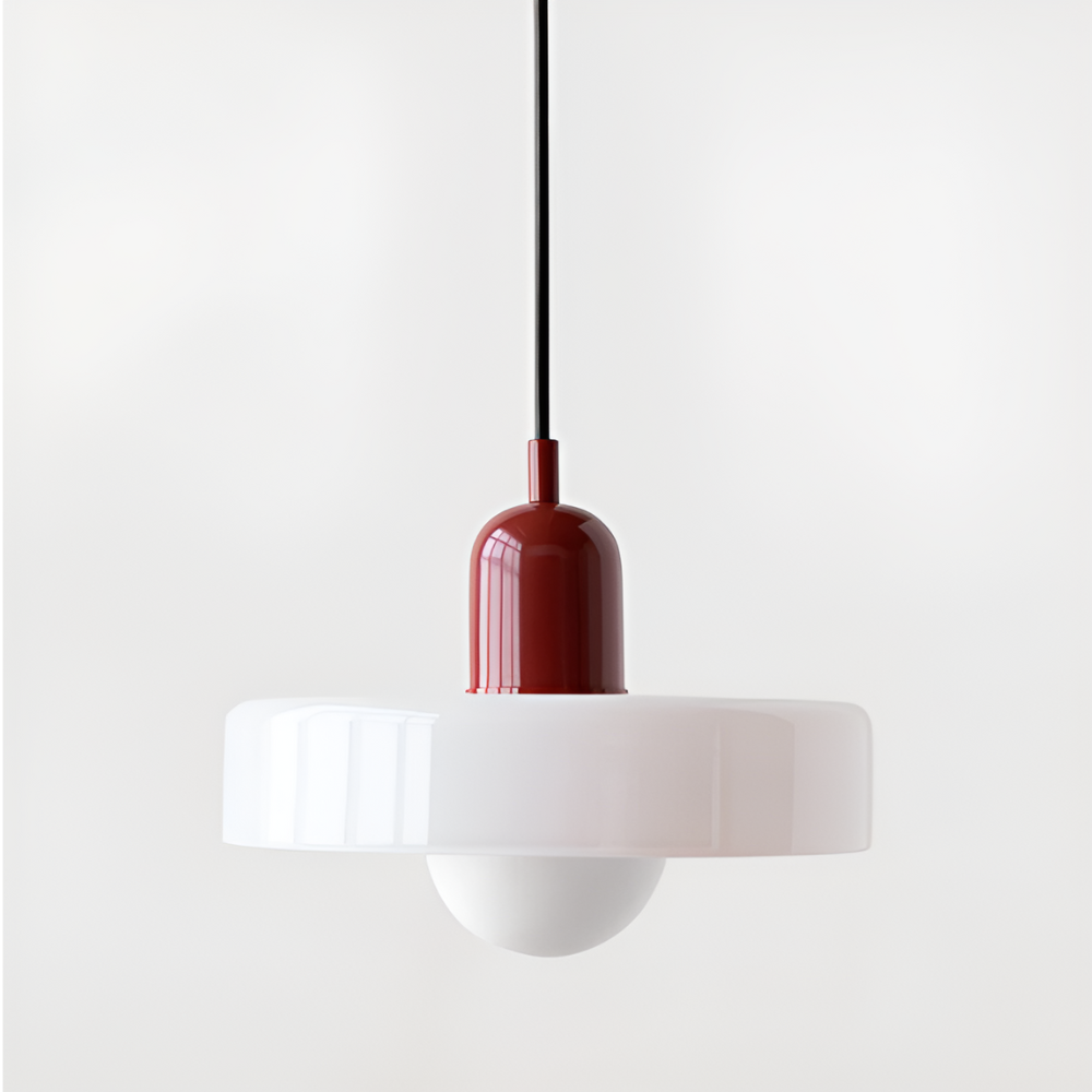 Stilren justerbar pendellampa i glas. Modern belysning för minimalistisk inredning.