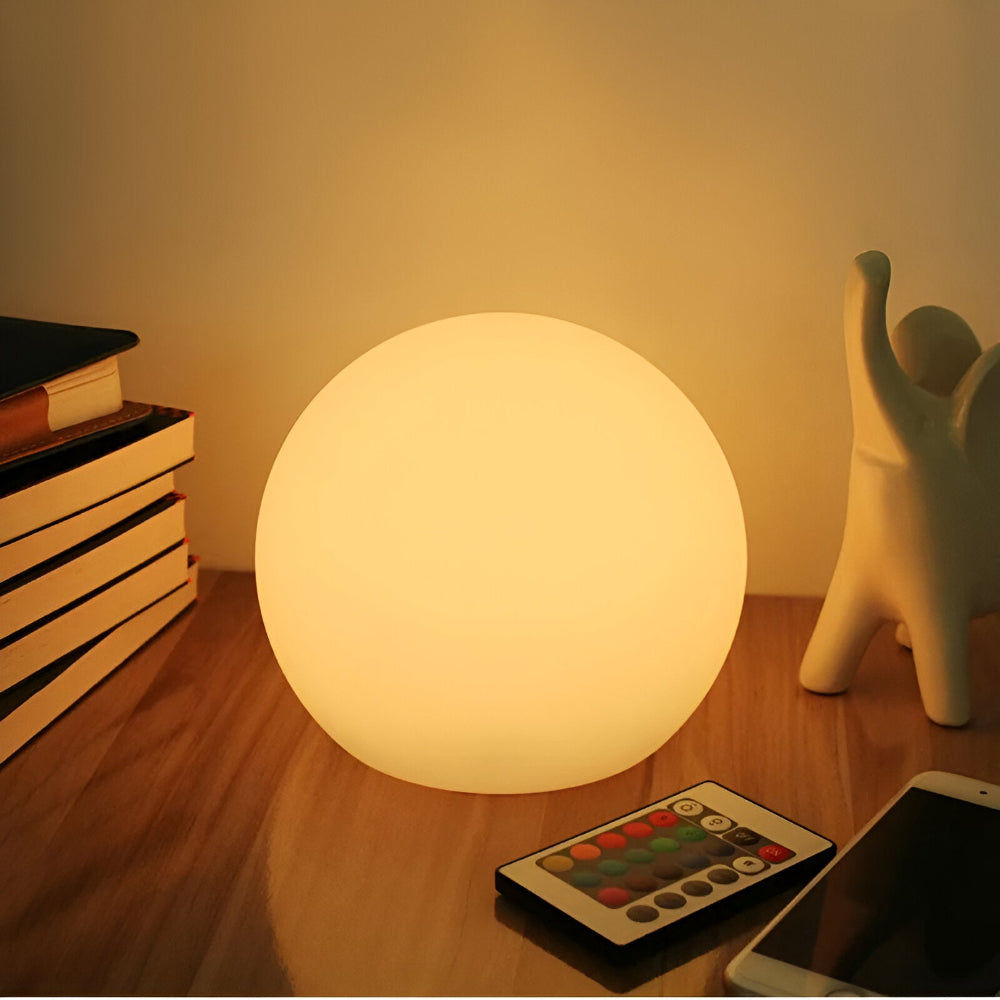 Trådlös uppladdningsbar LED bordslampa som skapar mysig stämningsbelysning med färgväxling.
