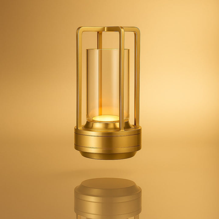 Minimalistisk LED-bordslampa, trådlös och dimbar, skapar elegant stämningsbelysning enkelt.