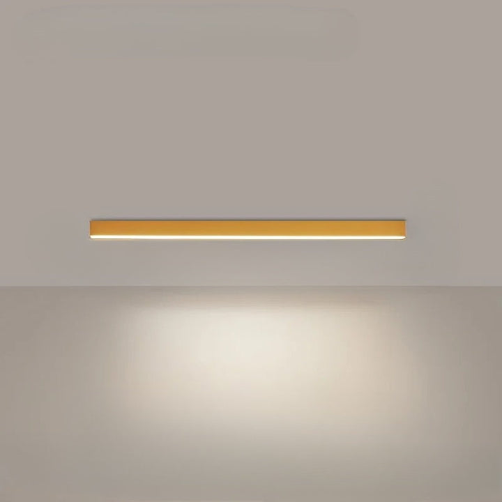 Dimbar LED taklampa, energismart modern takbelysning för vardagsrum.