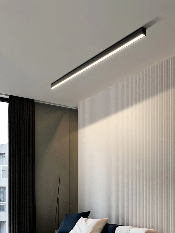 Kontorslampa LED, modern takbelysning i skandinavisk stil, energismart.