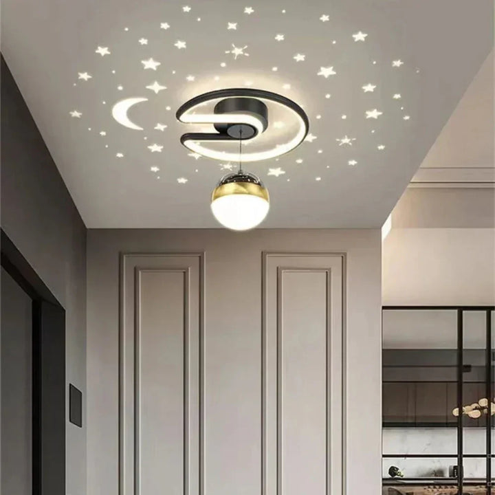 Taklampa LED med stjärnhimmel för modern inredning. Skapar unik ljuseffekt i vardagsrum & hall.
