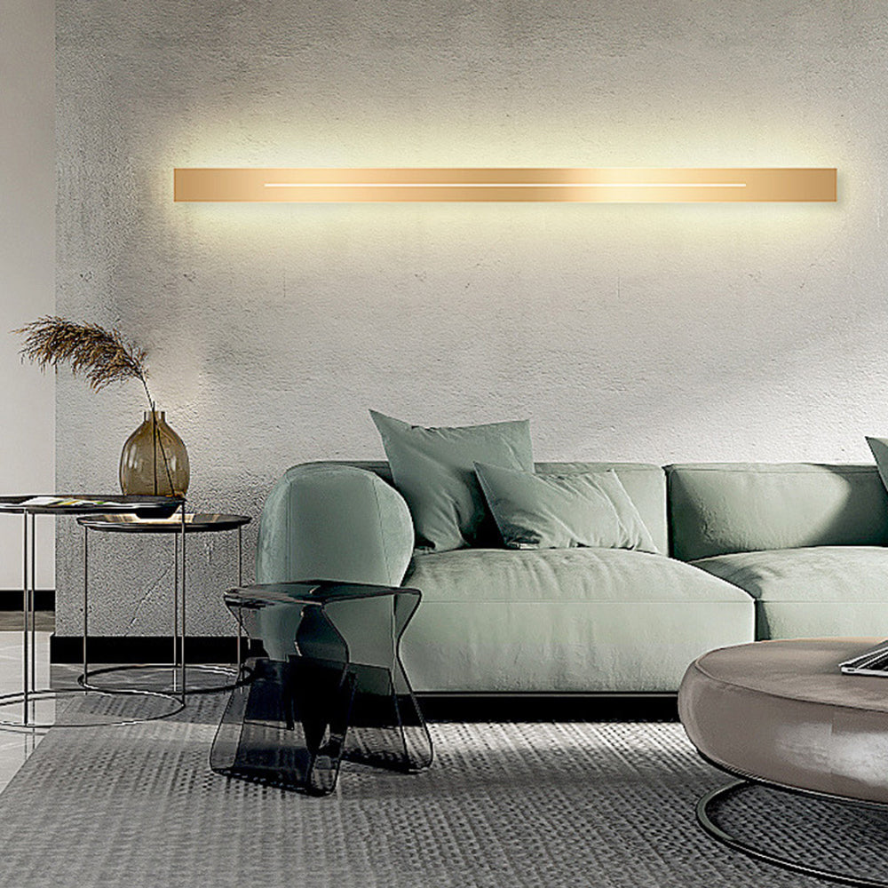 Svart LED-vägglampa, modern och dimbar för flexibel inomhusbelysning.