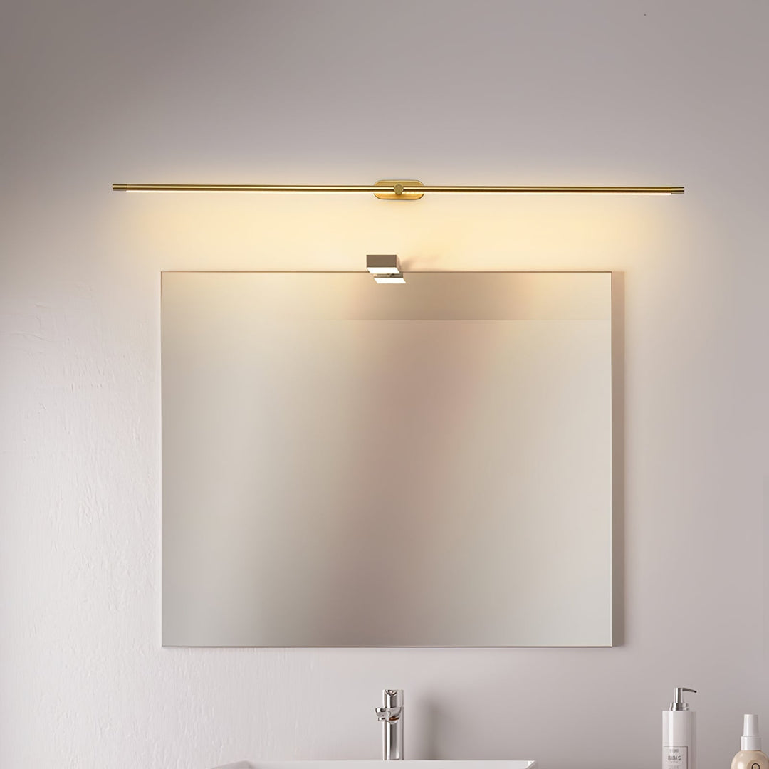 LED vägglampa för sovrum, varmt ljus och elegant linjär design, perfekt för läsning.