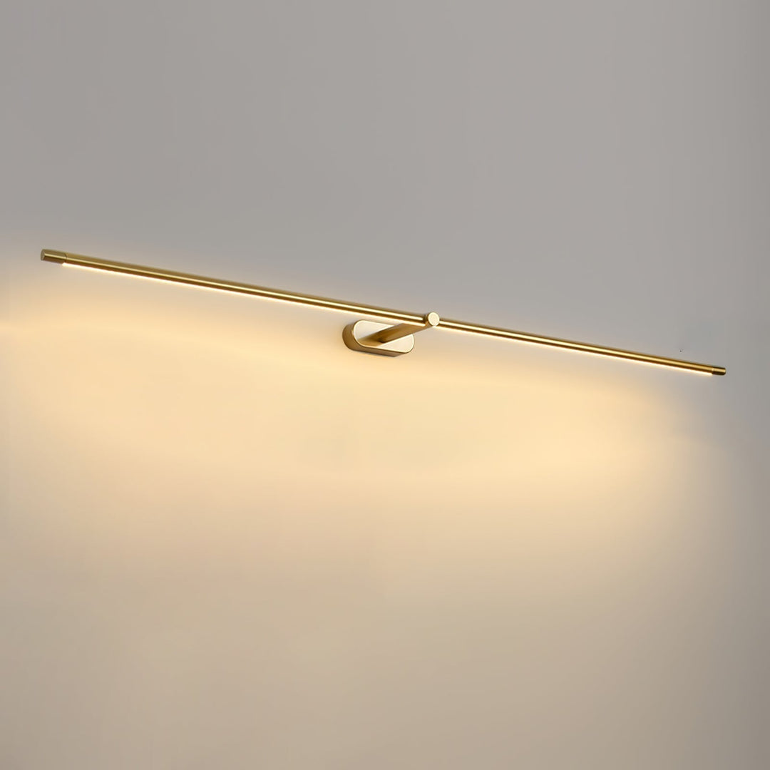 Guldfärgad, modern linjär LED vägglampa för en elegant känsla i ditt hem.