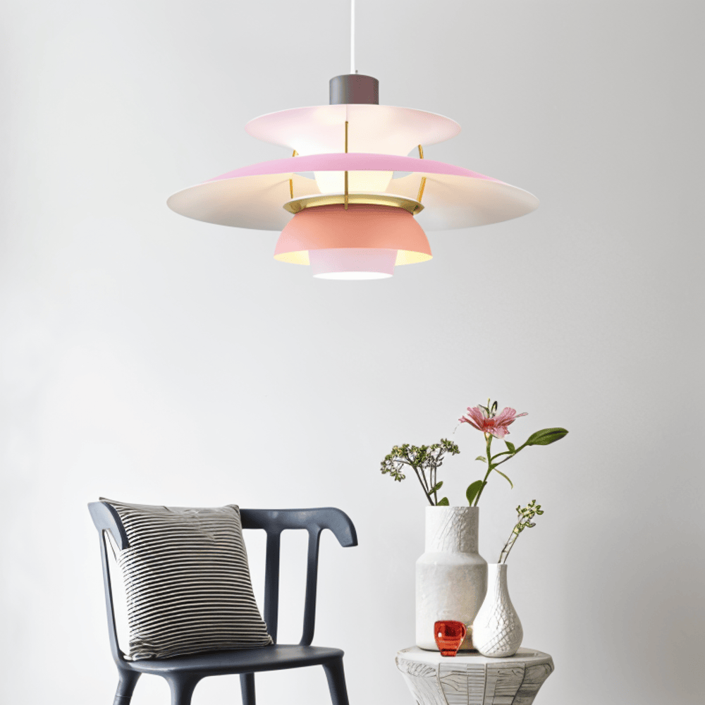 Modern designlampa, pendellampa. Skandinavisk inspiration för stilrena hem.