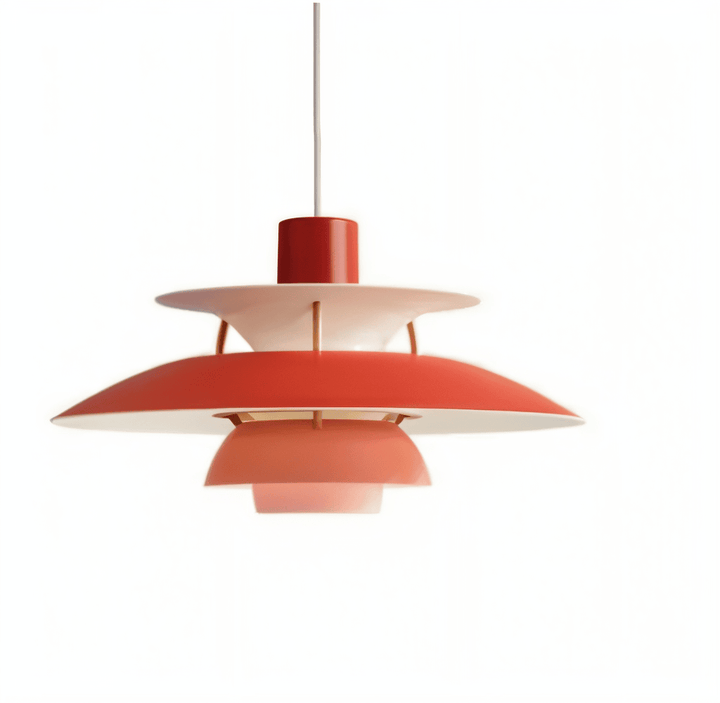 Vardagsrumsbelysning: nordisk taklampa. Färgglad accent, modern stil.