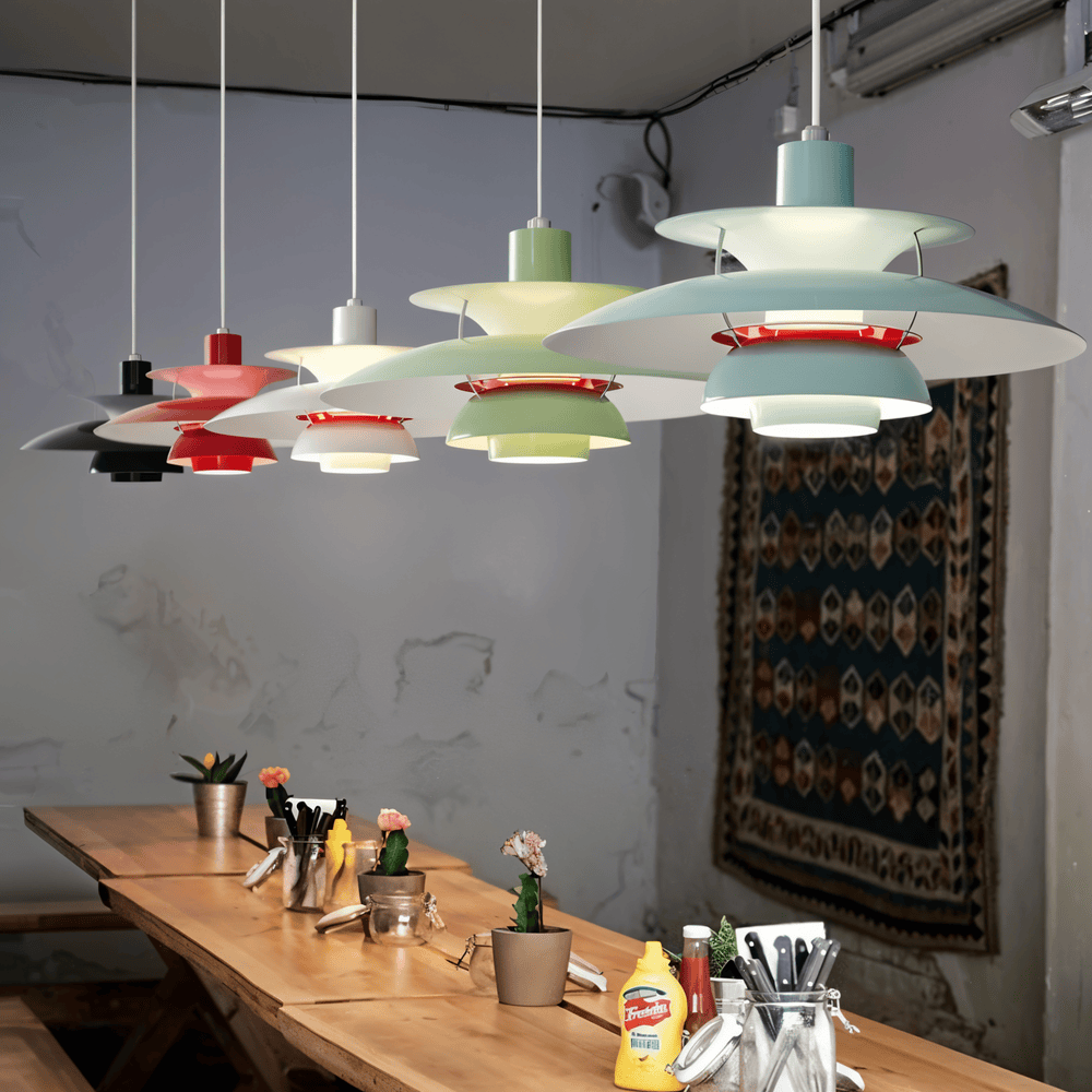 Skandinavisk inspiration: pendellampa i klassisk stil. Belysning heminredning.
