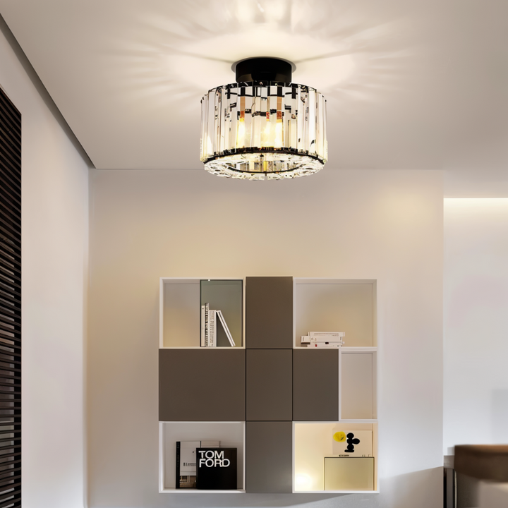 Halvinfälld modern rund takbelysning med LED. Idealisk för en stilren och jämn belysning i hemmet.