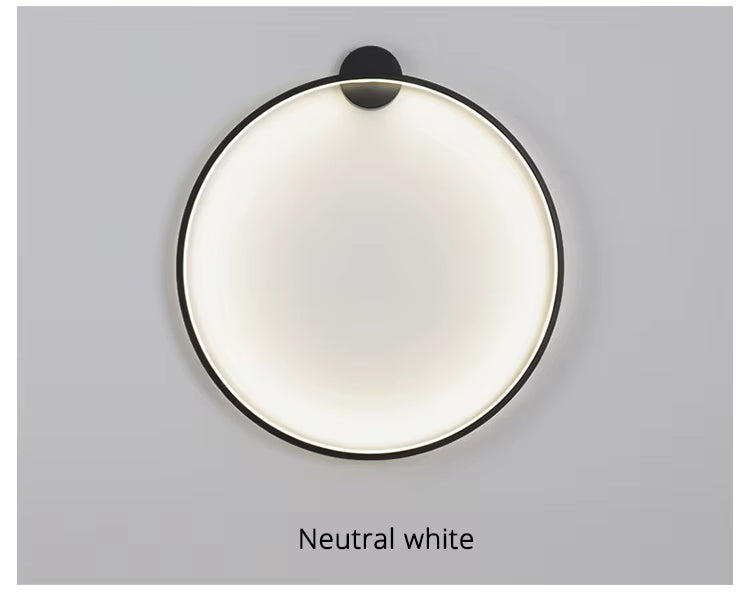 Stilren rund designlampa som inredningsdetalj för modern inomhusbelysning.