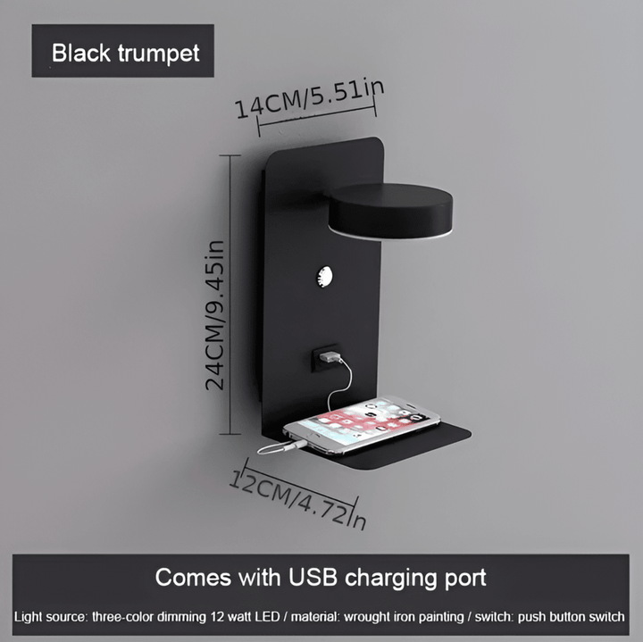 Snygg vägglampa med justerbar belysning och hylla för mobil/bok. LED-teknik och USB-laddningsfunktion.