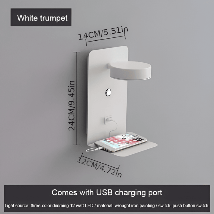 Minimalistisk vägglampa med inbyggd hylla, USB-laddare och riktbar LED-belysning. Perfekt som läslampa.