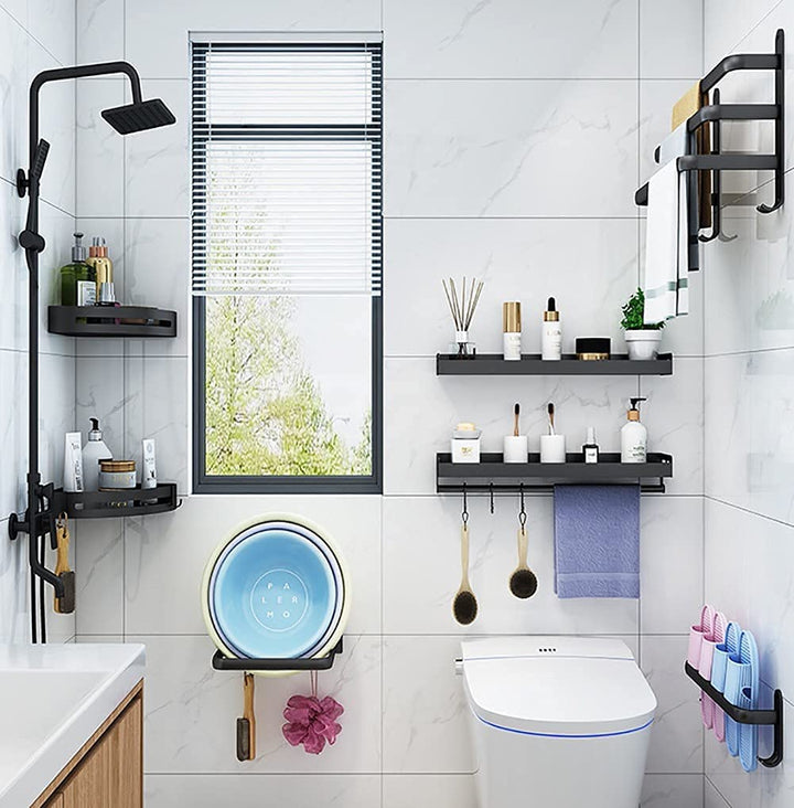 Elegant handduksställ för badrum med modern design. Platsbesparande torkställning i aluminium.