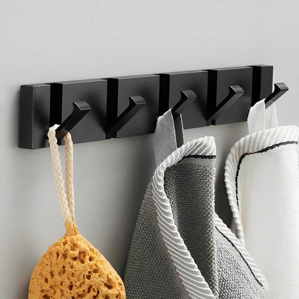 Platsbesparande hallförvaring, modern väggkrok med snygg design och hög funktionalitet.