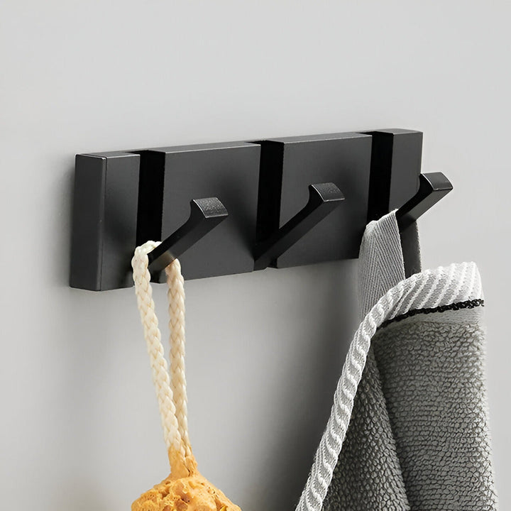Trendig designad klädhängare som maximerar förvaringsutrymmet i din hall.