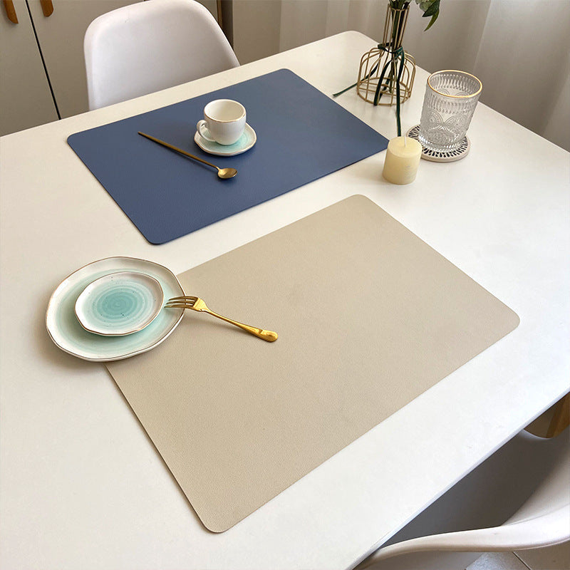 Stilfulla, moderna bordsunderlägg. Färgglad inredningsdetalj som skyddar matbordet effektivt.