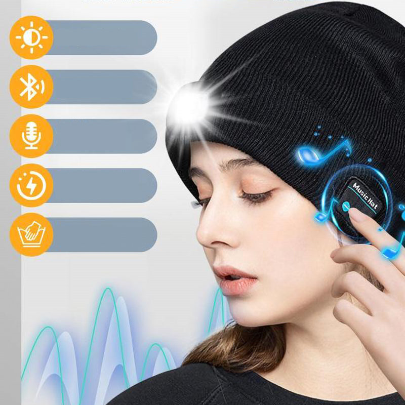 "Mörkgrå unisex Bluetooth-mössa med LED, integrerade högtalare, stil, teknik och värme i samma accessoar."