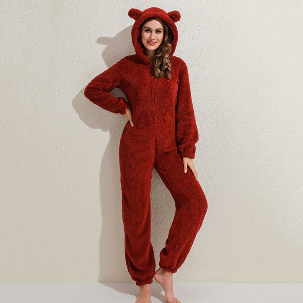 Trendig dams jumpsuit med huva, en mysig onesie för både vinter och höst.