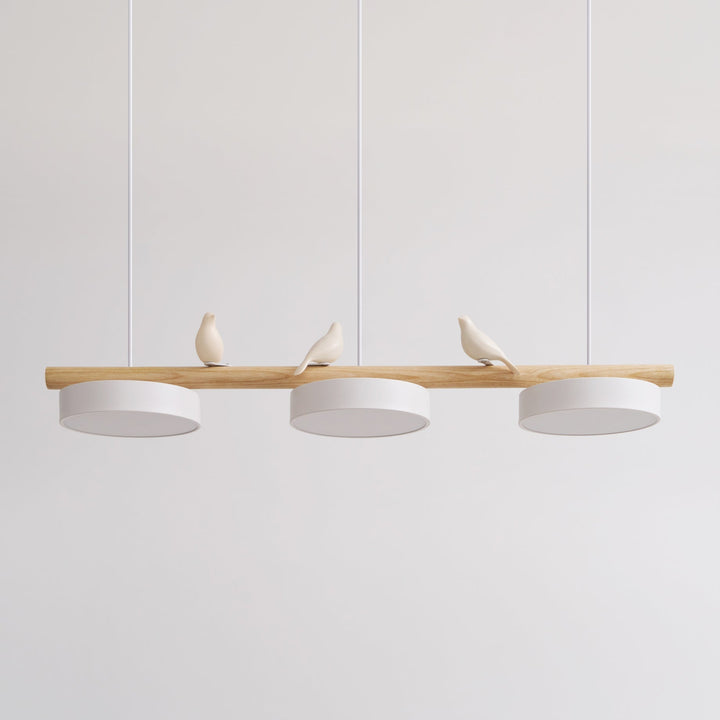 Elegant pendellampa, fågelmotiv med LED och dimbar funktion för sovrum.