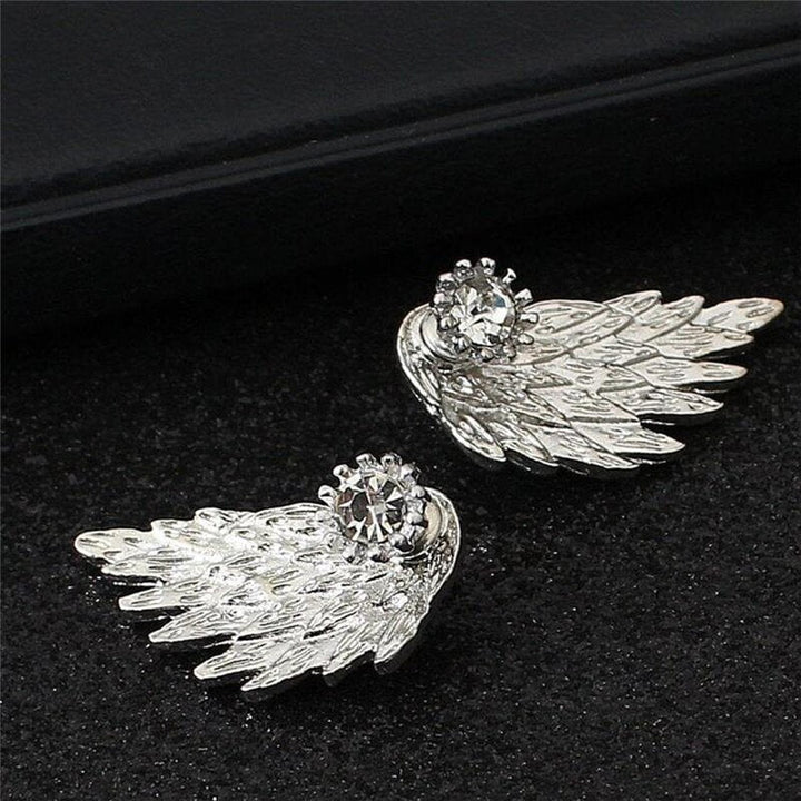 "Änglavinge örhängen med cubic zirconia, elegant design för kvinnor, glittrande smycke perfekt för alla tillfällen."