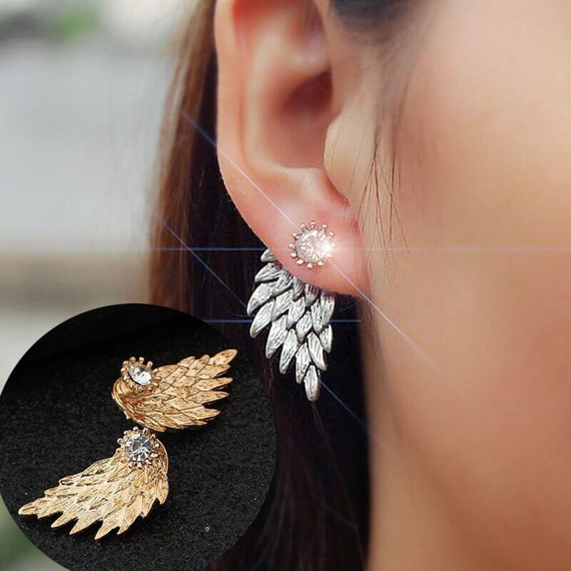 "Änglavinge örhängen med cubic zirconia, elegant design för kvinnor, glittrande smycke perfekt för alla tillfällen."