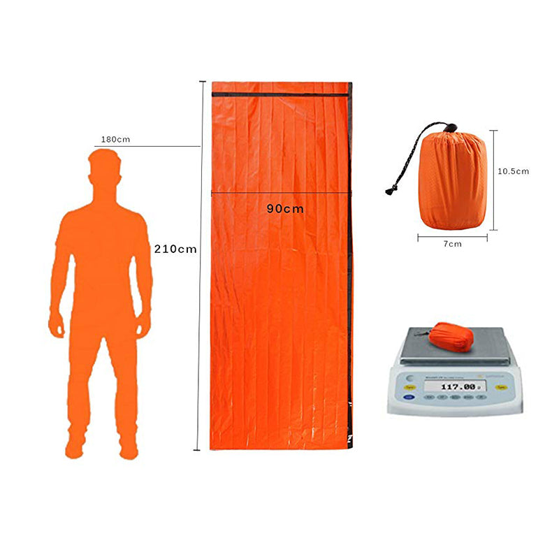 "Nödsovsäck utomhus, vattentät och kompakt i orange, för camping och äventyr, synlig vid nödsituationer."