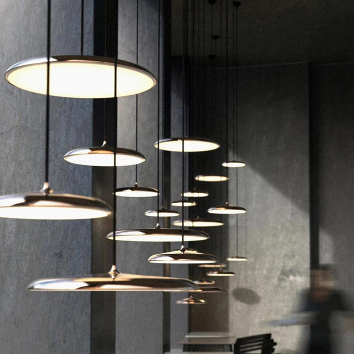 Norden LED pendellampa. Enkel, modern design som förhöjer elegant inredning.