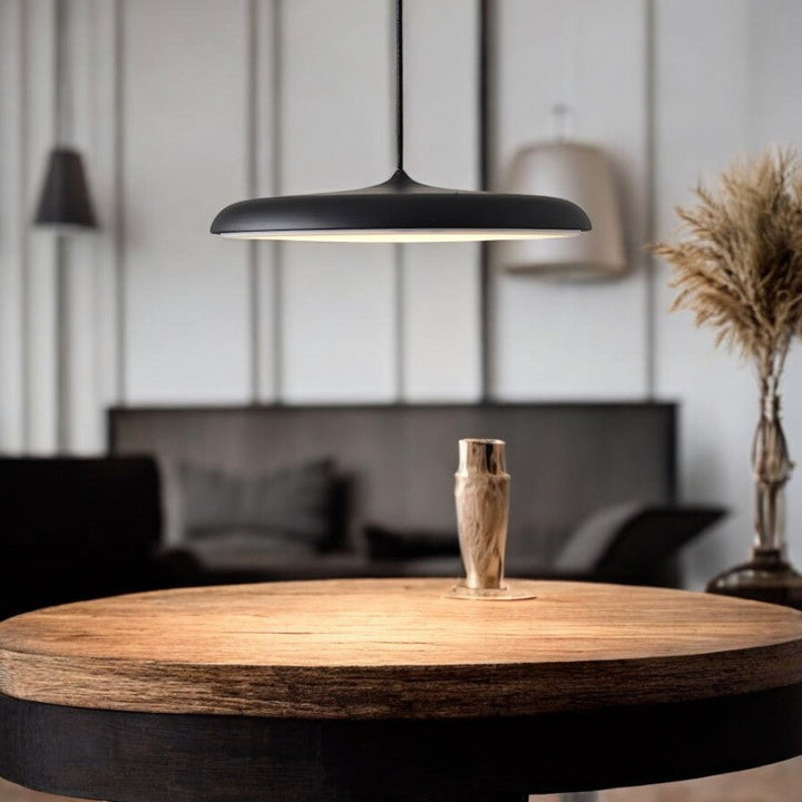 Norden LED pendellampa. Skandinavisk designbelysning, perfekt som modern taklampa.