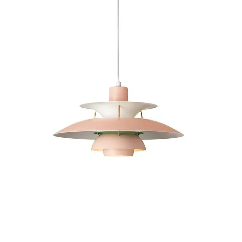 Elegant färgskiftande taklampa i nordisk design, dimbar LED för vardagsrumsbelysning.