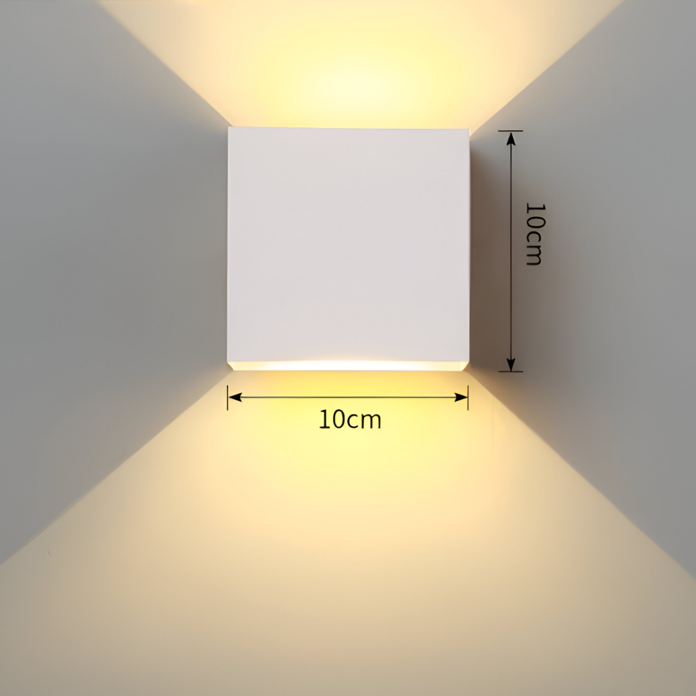 Modern och energieffektiv nordisk LED-vägglampa. En snygg väggarmatur som designhöjdpunkt i hemmet.