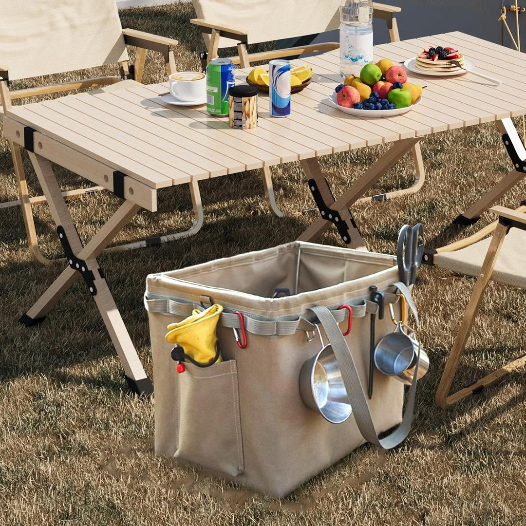 Två Norvane campingväskor (khaki & marinblå), exemplifierar mångsidig förvaring för resor.