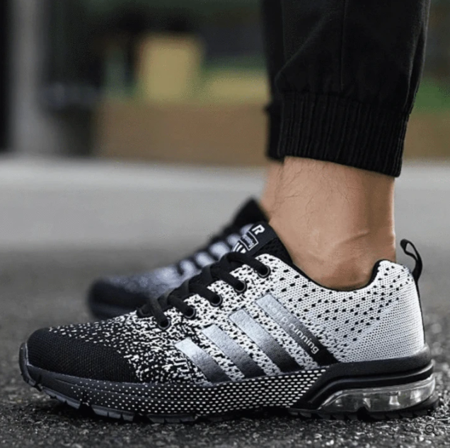 Herr & dam ortopediska sneakers med responsiv dämpning. Förbättrar fot- och ryggkomfort.