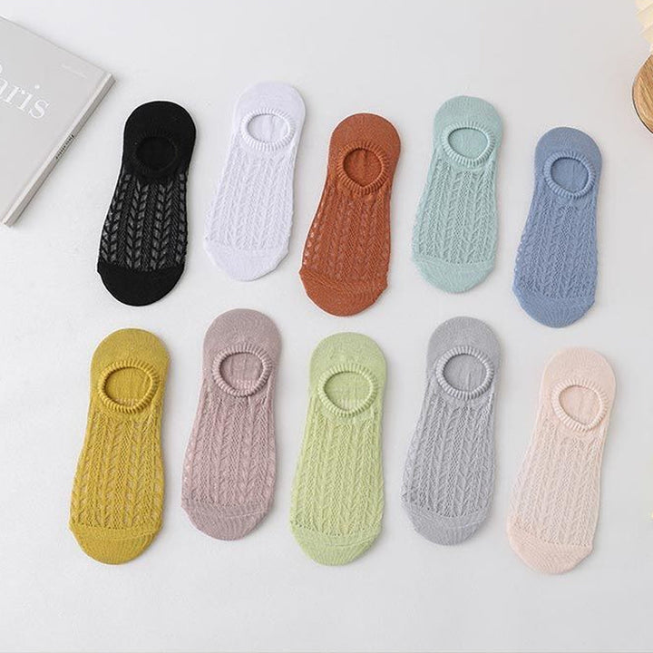 "Osynliga damstrumpor med ihålig meshdesign; lätt tyg, strechigt; finns i flera färger för alla tillfällen."